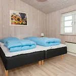 بيت للعطل 4 Star Holiday Home In Borkop