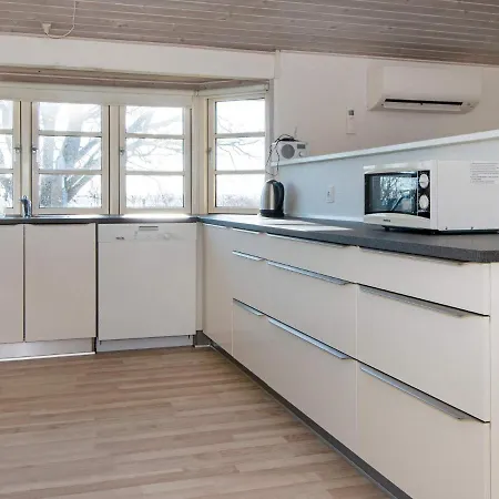 Semesterbostad 10 Person In B Rkop