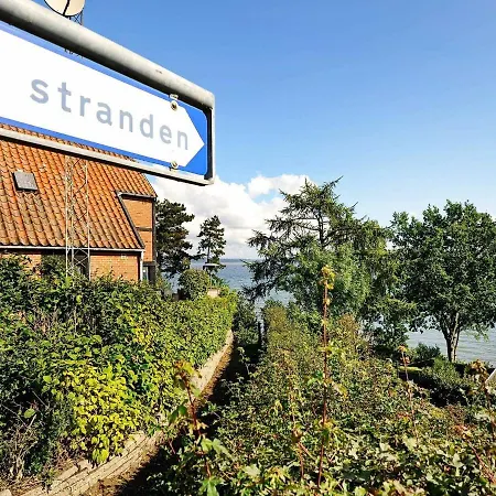 Semesterbostad 10 Person In B Rkop *